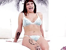 The Girl With The Superfluous Third Nipple - Dakota Quinn