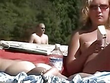 Voyeur zooms on milf's pussy