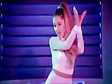 Adriana Grande Sexy Dance