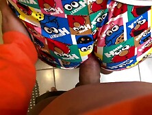 Mi hermanastra me tempt con su gran culo en pijama tanga en el baño- buenos dialogos en español