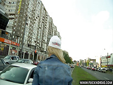 Blonde Baise Dans La Voiture