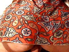 View what happens when the sun shines on this gigantic-booty sexy