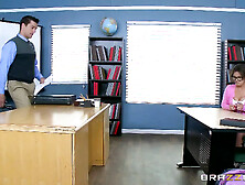 Brazzers - Proffesor Ramon Nomar Rides His Nerdy Assistant Alice Lighthouse Hard on His Office Desk