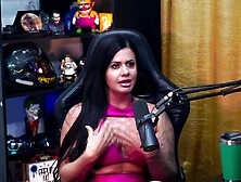 Pampam shows her snatch and her butt in detail,  WOW! - Podcast Pápum no Barraco! FULL NO SHEER/RED