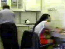 Alter Knacker vögelt die junge Studentin