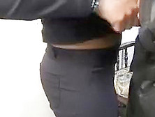 Un type défonce férocement une blonde brésilienne qui suce bien