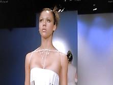 Paranoid (2000) - Jessica Alba