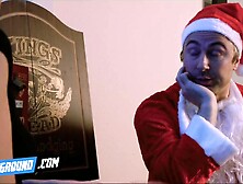 River Lynn Bangs Bad Santa Until This guy Cums On Her Face - Bad Santa Porn Cosplay Parody