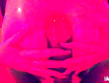 Lekkere grote zwarte pik tussen mijn grote borsten!