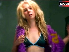 Juno Temple Underwear Scene – Jack And Diane