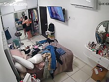 IPCAM - Big ass teen dancing while changing. mp4