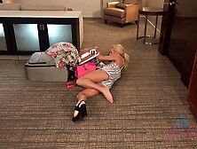 Sweet Bella Rose's petite action