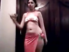 Hot Arab Girl Dancing 18