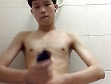 Horny Asian Twink Jerking