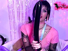 PetrovaKath y su deliciosa fiesta de globos y aceite