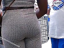 Candid Supermarket Booty