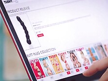 she finally has a reason to be gaped at work