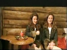 Sigrid and Marina - Wir habn die Buam so gern