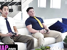 Percy Sires & Alona Bloom are enjoying in a group shag