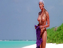 Bo Derek - Utterly Nude And Hot - Ghosts Cant Do It