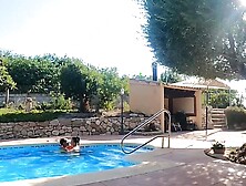 Big Ass Amateur Wife Is Very Hot To Fuck Hard In The Pool