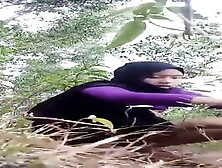 Nekat! Ukhty Ngewe Di Hutan