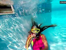 Irina Poplavok blond pornstar in the pool