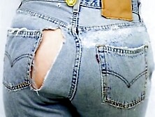 Nasty celebrity,  Miley Cyrus has some exposed pics that were published for people to have a fun