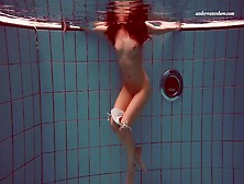 Underwater Show Featuring Dream Girl's Brunette Petite Video