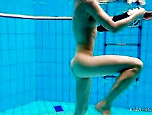 See Sexiest Girls Swim Nude Into The Pool