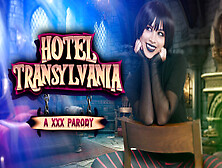 A peituda Scarlett Alexis como Mavis tem a vontade irresistível de provar você no HOTEL TRANSYLVANIA XXX