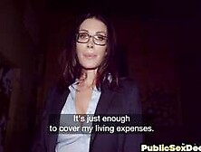 Spex cougar amateur dicksucking POV