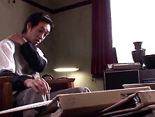 Japanese secretary offer a BLOWJOB to her boss before another