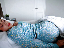 Step Mom Jenny Lux Wakes Me Up With A Hot Blowjob & Creampie