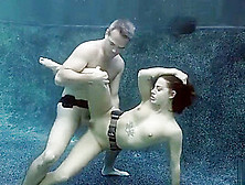 Evelyn Underwater Sex