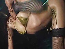 Best Oiled Up Asian Dancer