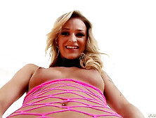 Sexy Curves And Emma Hix - Slender Slut Her For The Camera