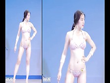 Cute Girls 0005; Korean Muscle Girl 2016