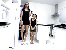 Giant vs extra mini girl domination - Ana Claudia And Mini Mi