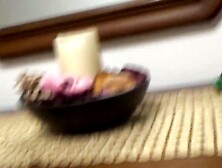 Er steht auf sexy Unterwäsche und Nylons