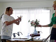 Sexbesessene Lehrerin intensiv gevogelt