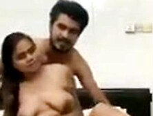 Indian Couple Honeymoon Hardcore Fucking Video Goes Viral