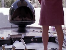 Crash Landing (Portuguese) - Stefanie Sherk