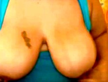 Thick Ebony Webcam Model Shows Off Her Curves