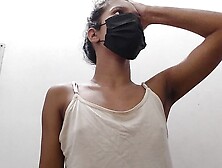 Horny Filipina quickly masturbates in her room