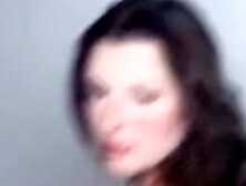 Brasileira e bem gostosa fazendo servitude