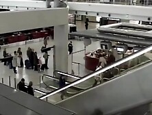 Baisee par deux blacks elle aime par dessus tout la sodo