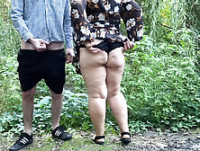 Mature mother-in-law received a new dildo as a gift from her son-in-law and decided to use it together