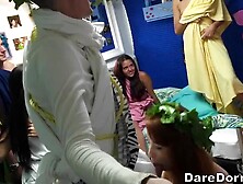 Truth or dare - school fashion