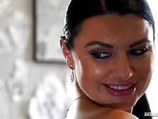 Anouk,  30 years old,  psychologist! - Jacquie et Michel TV